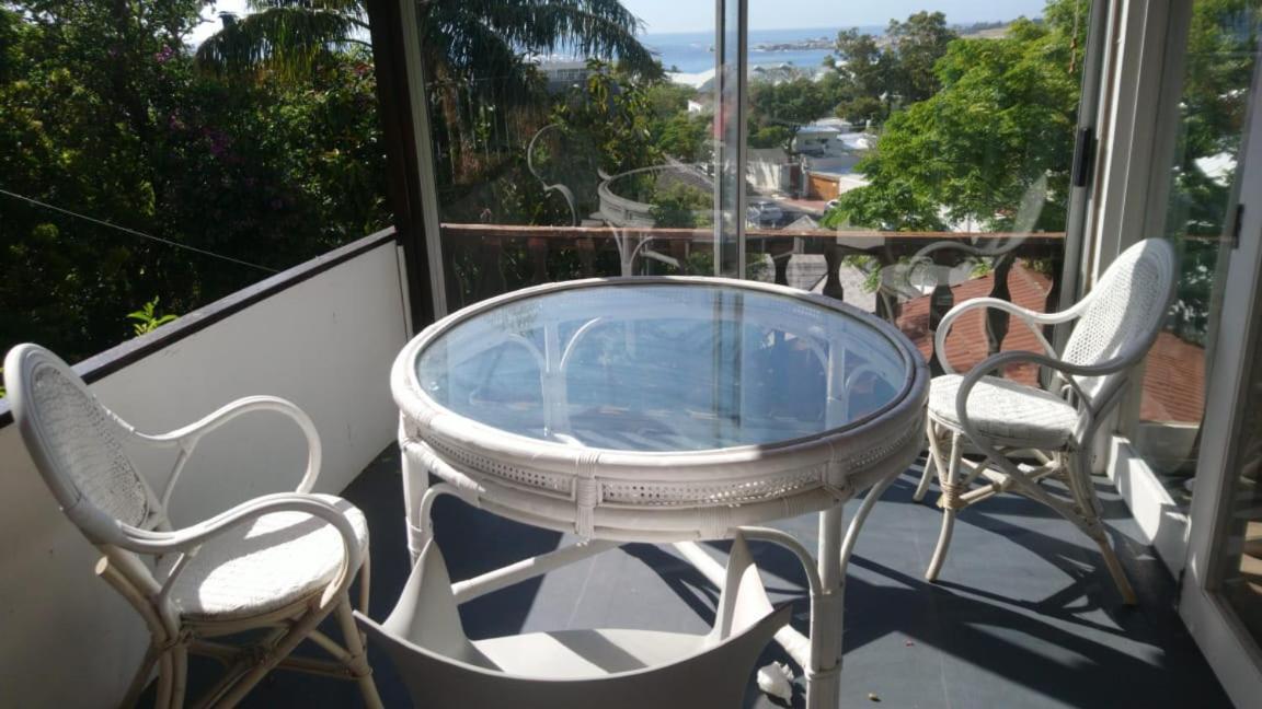 Independent Quaint Flat, Close To Beach Cape Town Ngoại thất bức ảnh