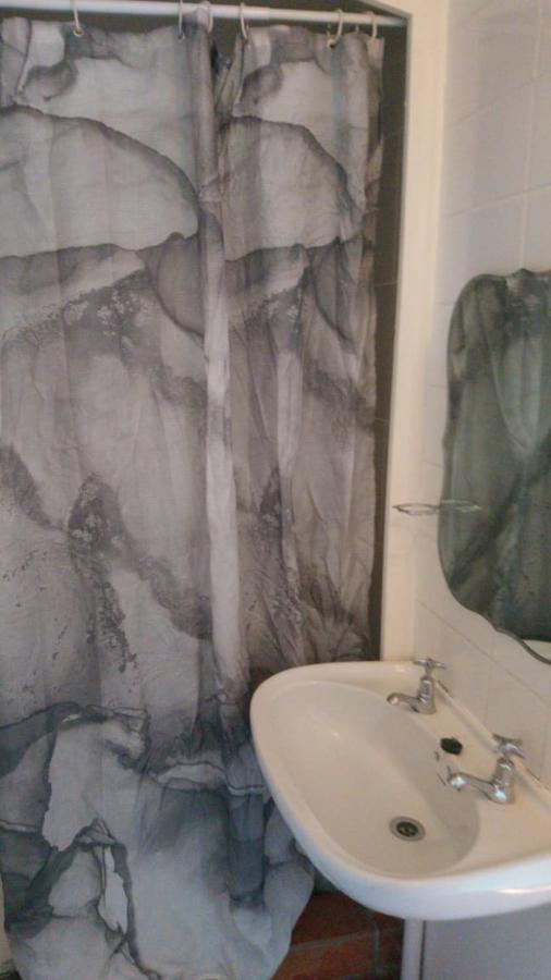 Independent Quaint Flat, Close To Beach Cape Town Ngoại thất bức ảnh
