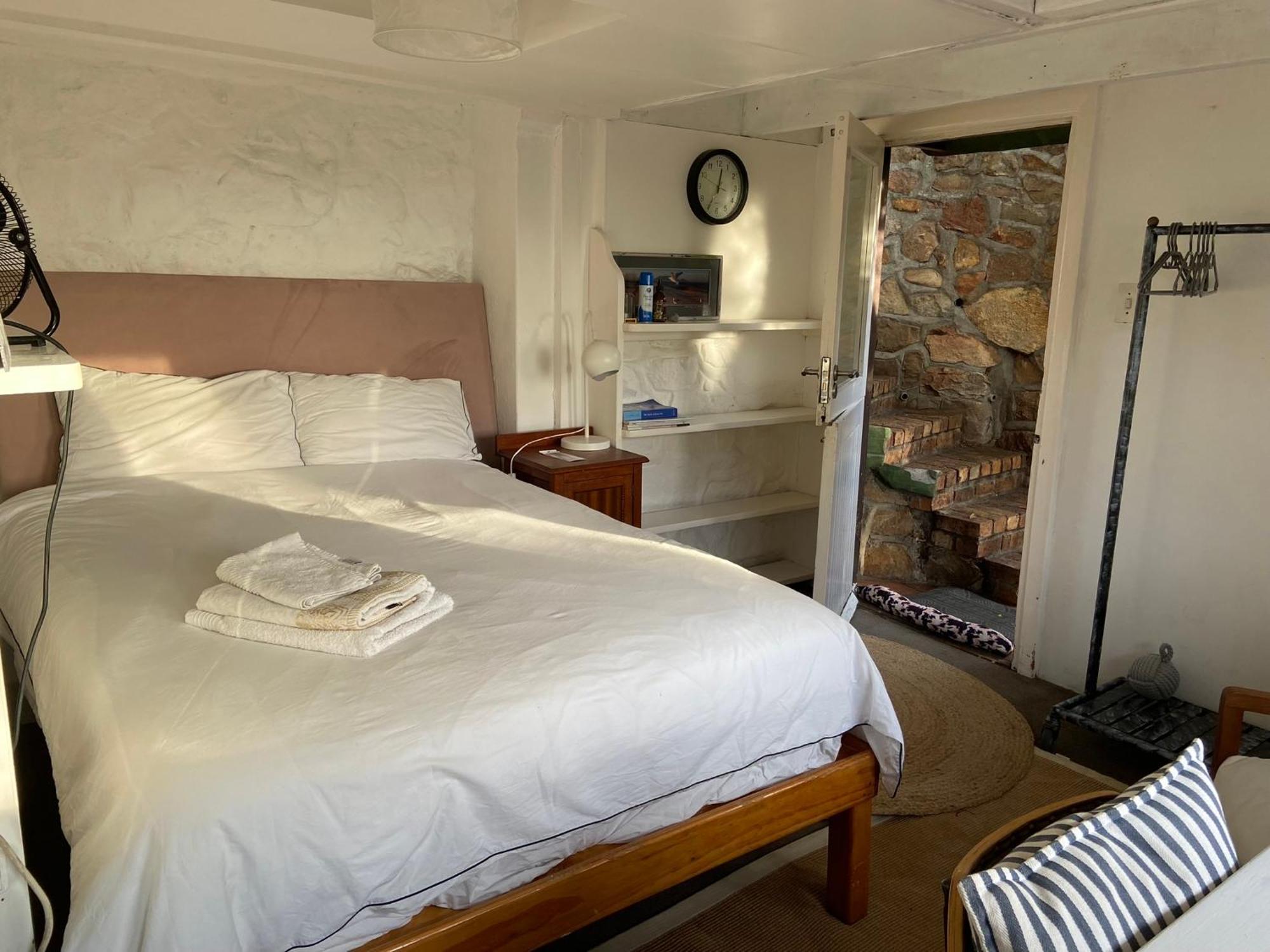 Independent Quaint Flat, Close To Beach Cape Town Ngoại thất bức ảnh